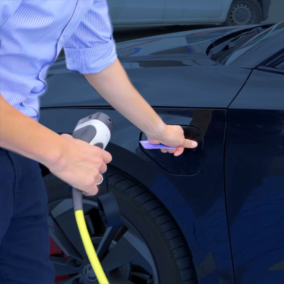 Wie lade ich den Akku meines E-Fahrzeugs richtig?